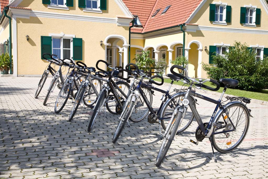 Bad Blumauerhof Hotel Buitenkant foto